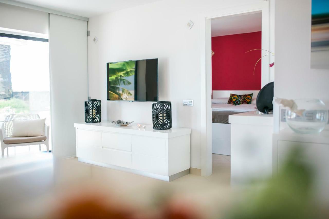 Apartment Monte Del Moro San Agustin  Luaran gambar